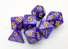 Load image into Gallery viewer, Purple Pearl with Gold Dice Set